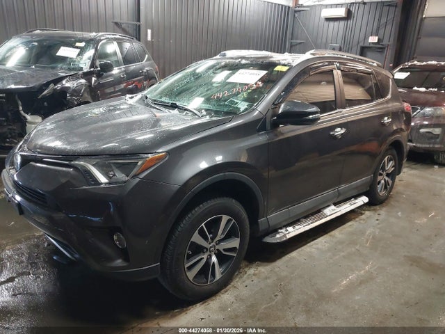 Aukcja sprzedaży 2018 Toyota Rav4 Xle, vin: 2T3RFREV4JW754496, numer aukcji: 44274058