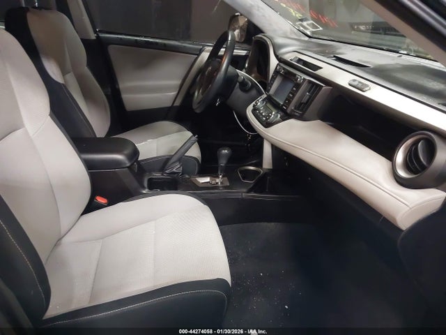 Aukcja sprzedaży 2018 Toyota Rav4 Xle, vin: 2T3RFREV4JW754496, numer aukcji: 44274058