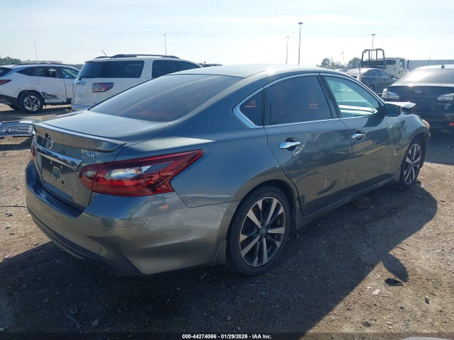 1N4AL3AP5HC495854 Nissan Altima 2.5 Sr