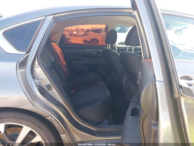 1N4AL3AP5HC495854 Nissan Altima 2.5 Sr