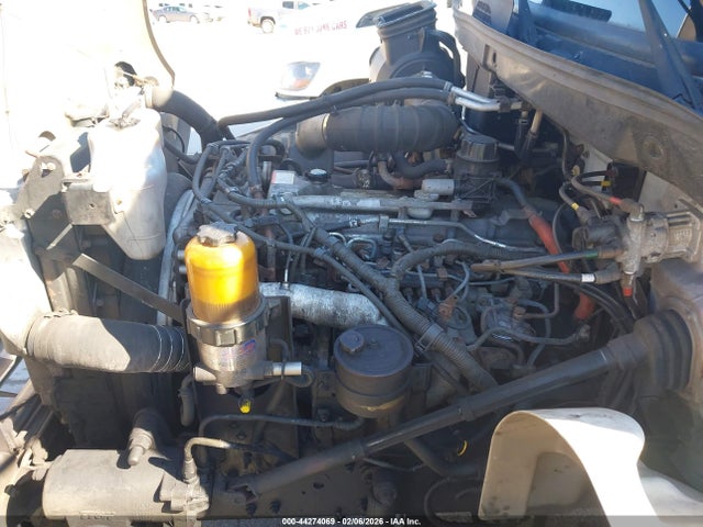 44274069 :رقم المزاد ، 5PVNJ8JP6C4S50627 vin ، 2012 Hino 268 مزاد بيع