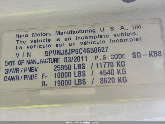 44274069 :رقم المزاد ، 5PVNJ8JP6C4S50627 vin ، 2012 Hino 268 مزاد بيع