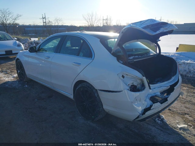 2015 MERCEDES-BENZ C-CLASS 55SWF4KBXFU086747 Photo 2