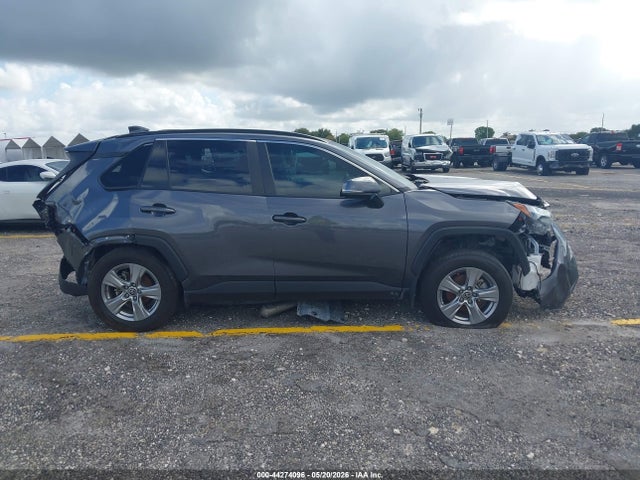 44274096 :رقم المزاد ، 2T3W1RFV3RC263107 vin ، 2024 Toyota Rav4 Xle مزاد بيع