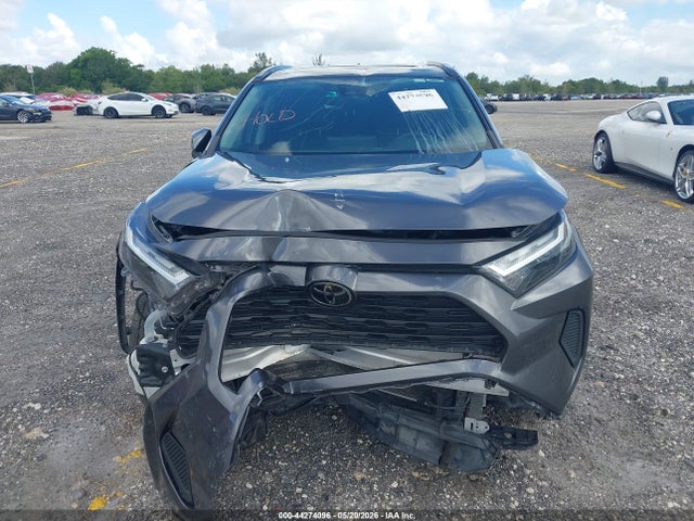 44274096 :رقم المزاد ، 2T3W1RFV3RC263107 vin ، 2024 Toyota Rav4 Xle مزاد بيع