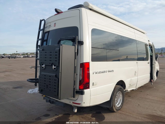 W1X8NC3Y8RT178483 Mercedes-Benz Sprinter 3500xd High Roof 4-cyl Diesel Ho