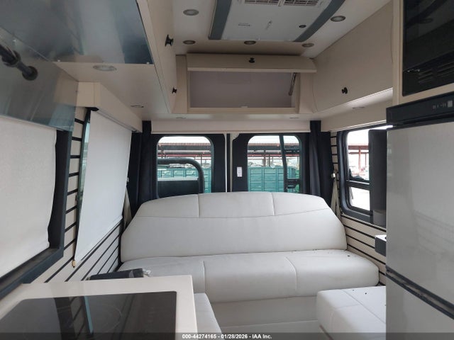 W1X8NC3Y8RT178483 Mercedes-Benz Sprinter 3500xd High Roof 4-cyl Diesel Ho
