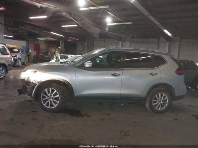 2019 Nissan Rogue Sv მანქანა იყიდება აუქციონზე, vin: 5N1AT2MV8KC808901, აუქციონის ნომერი: 44274181