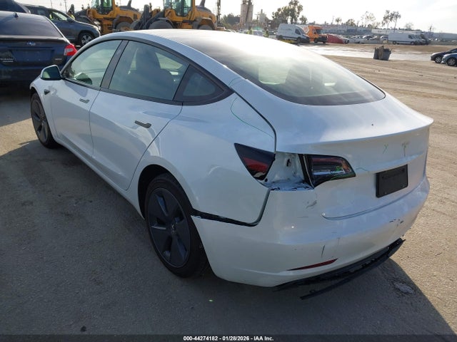 2023 TESLA MODEL 3 5YJ3E1EA7PF518138 Photo 2