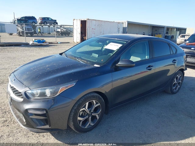 3KPF24AD5KE016086 KIA Forte Lxs