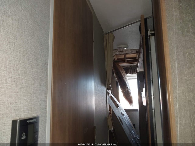 4YDT30326HG104462 Keystone Springdale