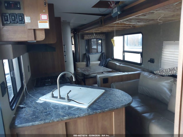 4YDT30326HG104462 Keystone Springdale