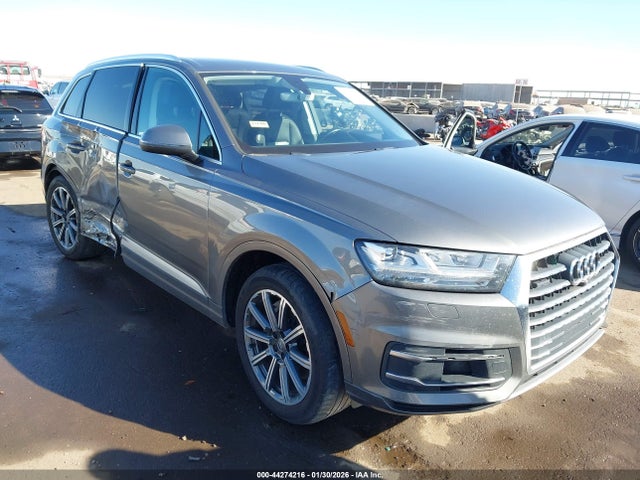2017 AUDI Q7 WA1VAAF74HD002331 Photo 0