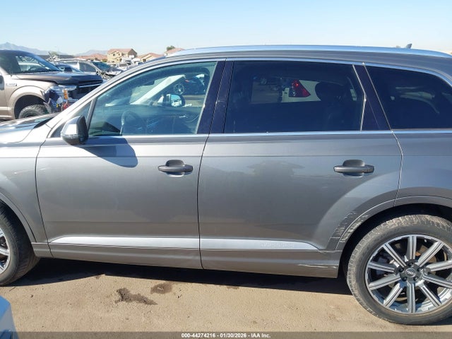 WA1VAAF74HD002331 Audi Q7 3.0t Premium