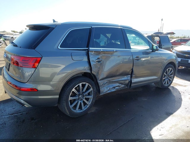 2017 AUDI Q7 WA1VAAF74HD002331 Photo 5