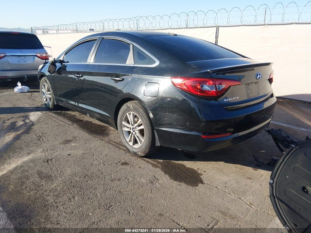 5NPE24AF8FH176526 Hyundai SONATA SE