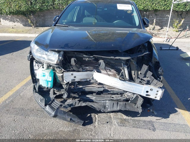 5TDZARFH6KS061455 Toyota Highlander Le
