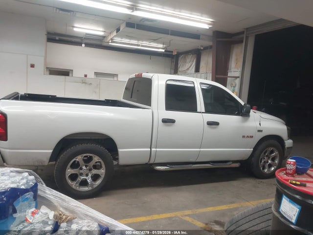 44274279 :رقم المزاد ، 1D7HA18228J221283 vin ، 2008 Dodge Ram 1500 Slt مزاد بيع