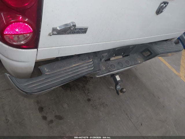 44274279 :رقم المزاد ، 1D7HA18228J221283 vin ، 2008 Dodge Ram 1500 Slt مزاد بيع