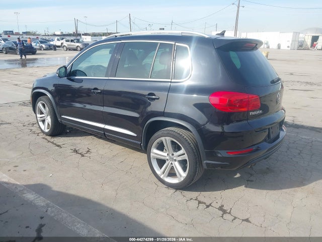 WVGAV7AX7GW089661 Volkswagen Tiguan R-line