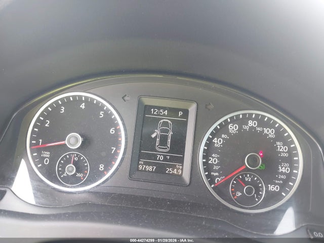 WVGAV7AX7GW089661 Volkswagen Tiguan R-line