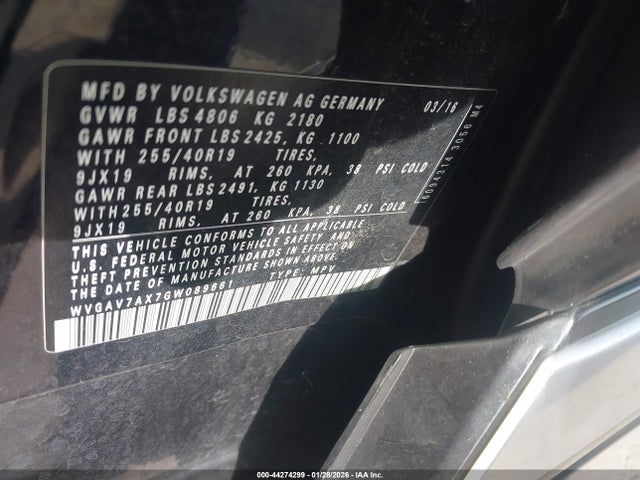 WVGAV7AX7GW089661 Volkswagen Tiguan R-line