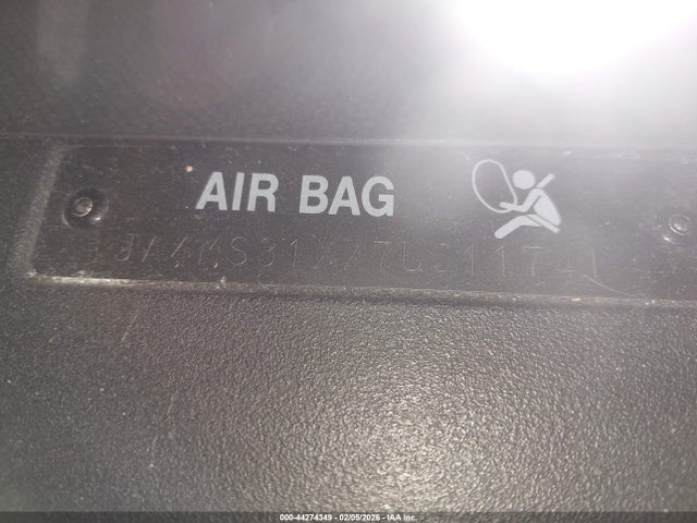 2007 MITSUBISHI OUTLANDER JA4MS31XX7U011741 Photo 8