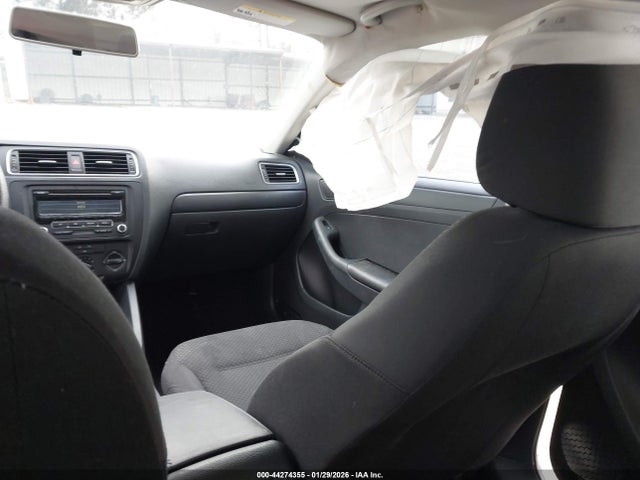 44274355 :رقم المزاد ، 3VW2K7AJ3EM429816 vin ، 2014 Volkswagen Jetta 2.0l S مزاد بيع
