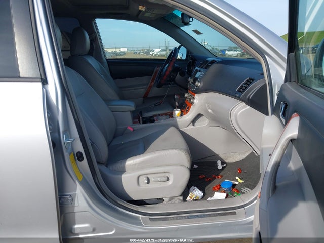 2008 TOYOTA HIGHLANDER JTEDS42A082031933 Photo 4