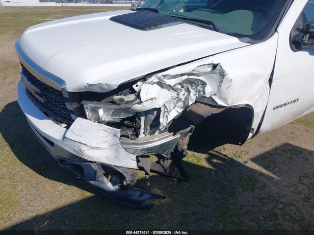 Продаж на аукціоні авто 2013 Gmc Sierra 2500hd, vin: 1GD21ZCGXDZ326615, номер лоту: 44274381