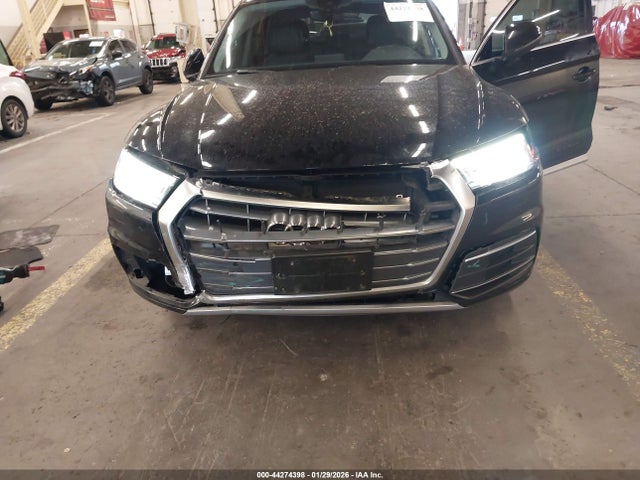 Продаж на аукціоні авто 2020 Audi Q5 Premium 45 Tfsi Quattro S Tronic/titanium Premium 45 Tfsi Quattro S Tronic, vin: WA1ANAFY9L2036622, номер лоту: 44274398