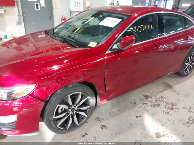 1G1ZG5ST9MF045988 Chevrolet Malibu Fwd Rs