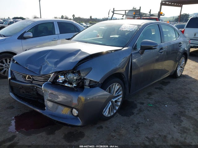 2013 Lexus Es 350 მანქანა იყიდება აუქციონზე, vin: JTHBK1GG9D2082671, აუქციონის ნომერი: 44274423