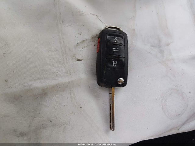 3VW267AJ3GM378597 Volkswagen Jetta 1.4t S