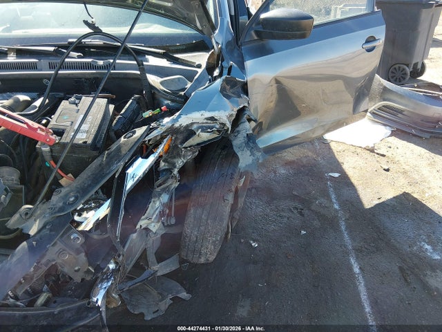 3VW267AJ3GM378597 Volkswagen Jetta 1.4t S