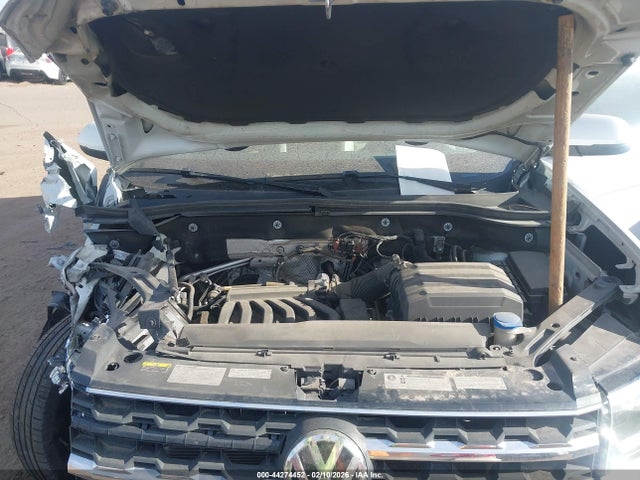 2018 VOLKSWAGEN ATLAS 1V2LR2CAXJC588295 Photo 9