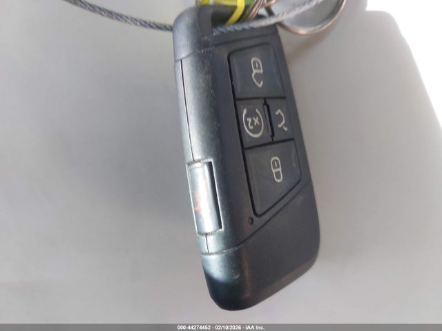 2018 VOLKSWAGEN ATLAS 1V2LR2CAXJC588295 Photo 10