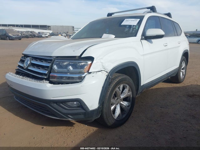 2018 VOLKSWAGEN ATLAS 1V2LR2CAXJC588295 Photo 1