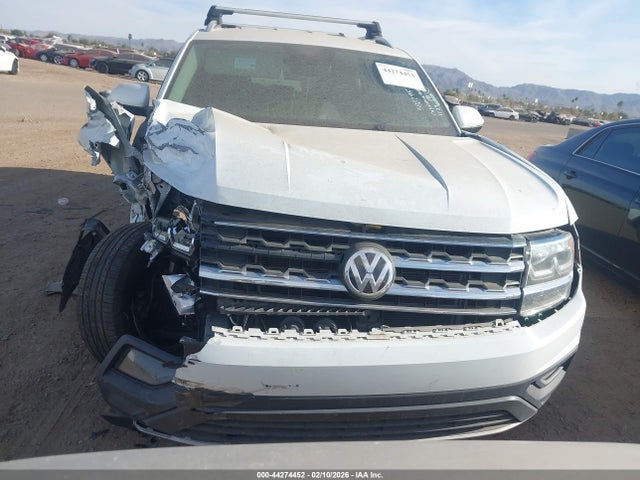 2018 VOLKSWAGEN ATLAS 1V2LR2CAXJC588295 Photo 5
