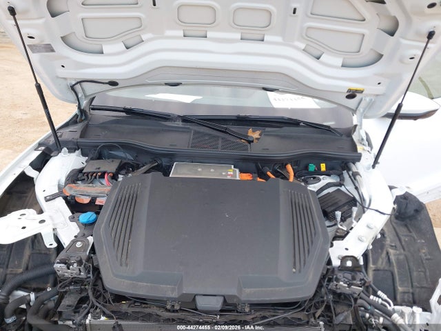 2024 AUDI Q8 E-TRON WA1CAAGE9RB036203 Photo 9