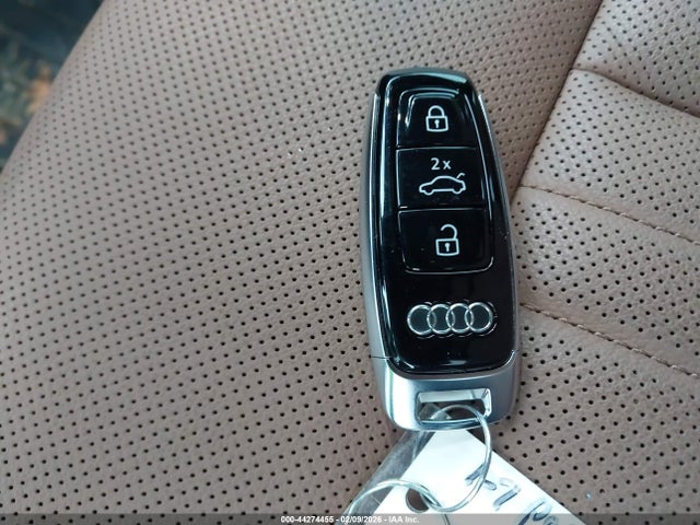 2024 AUDI Q8 E-TRON WA1CAAGE9RB036203 Photo 10