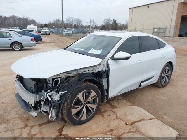 2024 AUDI Q8 E-TRON WA1CAAGE9RB036203 Photo 1