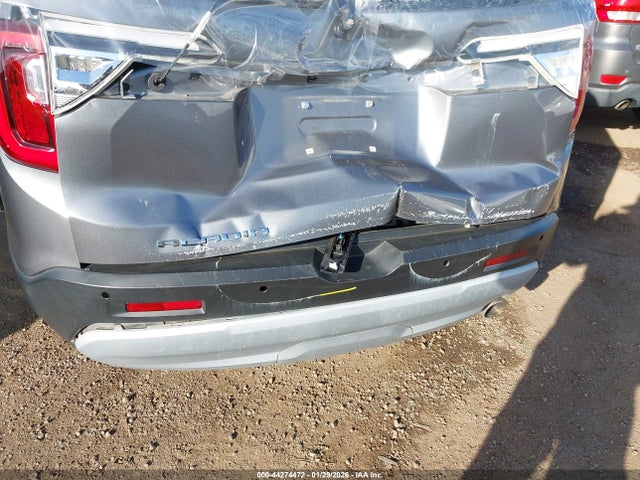 1GKKNKLA7MZ177385 GMC Acadia