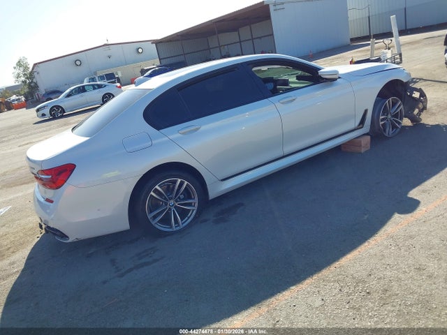 44274478 :رقم المزاد ، WBA7E2C58KB454326 vin ، 2019 Bmw 740i مزاد بيع