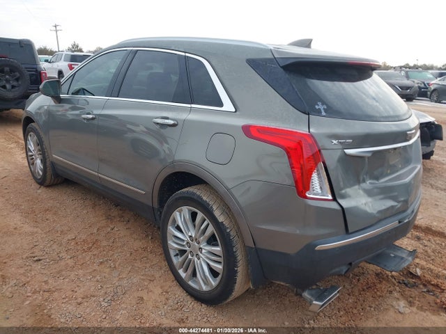 2019 CADILLAC XT5 1GYKNERS3KZ109184 Photo 2