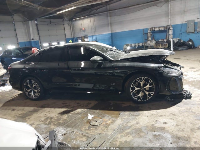Продажа на аукционе авто 2026 Audi A6 Premium Plus, vin: WAU55CFNXTN017517, номер лота: 44274484