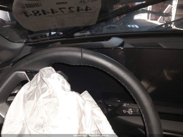 Продажа на аукционе авто 2026 Audi A6 Premium Plus, vin: WAU55CFNXTN017517, номер лота: 44274484