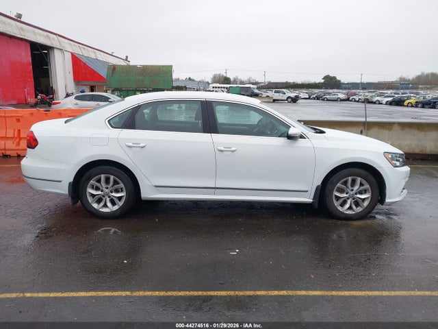Volkswagen Passat 1.8t S 2017 1VWAT7A3XHC017909 Image 13