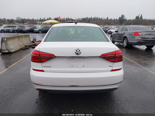 Volkswagen Passat 1.8t S 2017 1VWAT7A3XHC017909 Image 16
