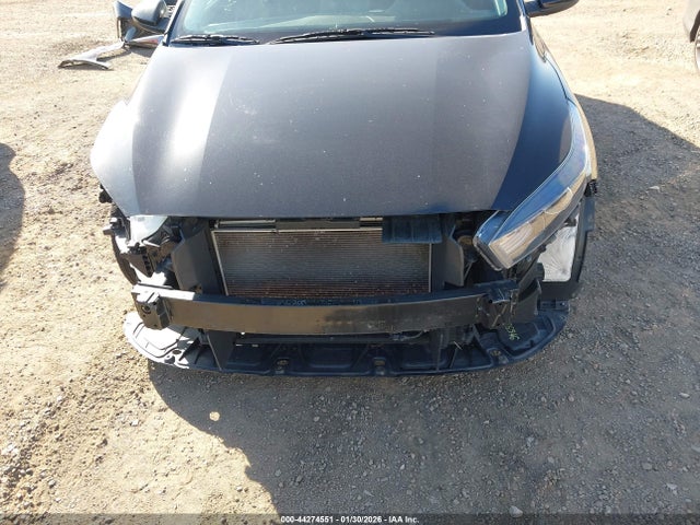 3KPF24AD8PE529128 KIA Forte Lxs